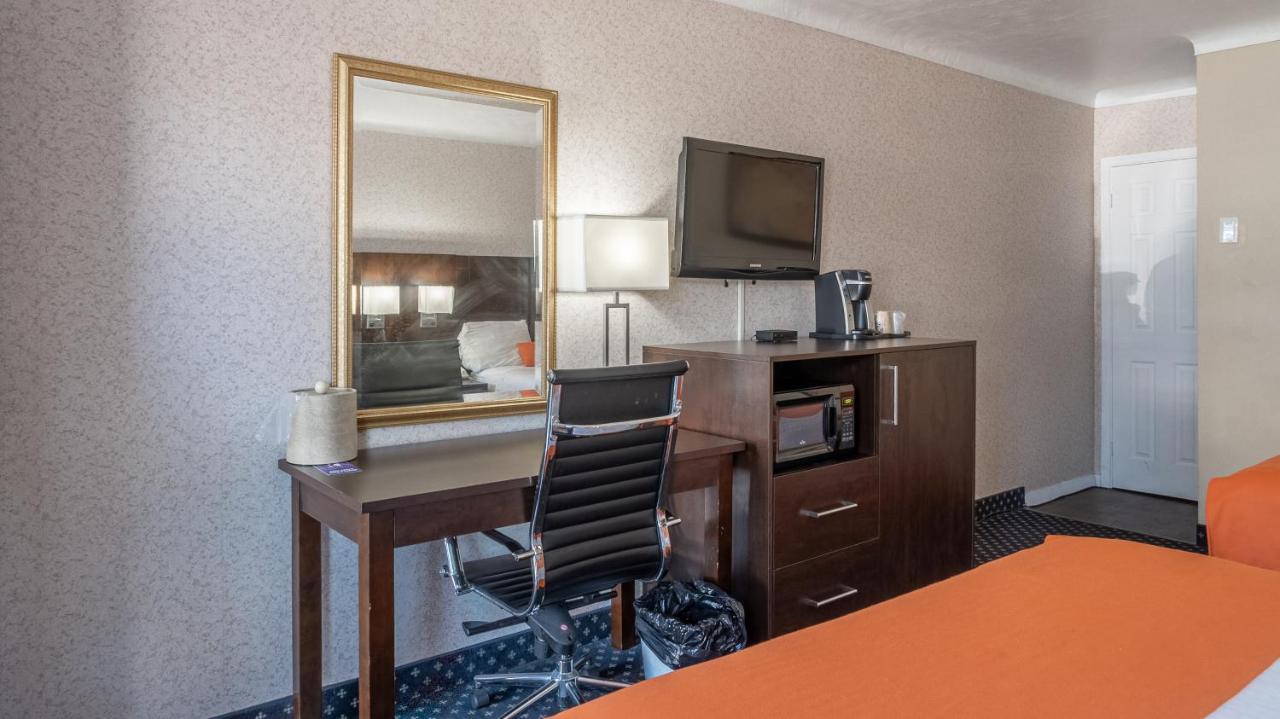 Knights Inn North Bay Εξωτερικό φωτογραφία