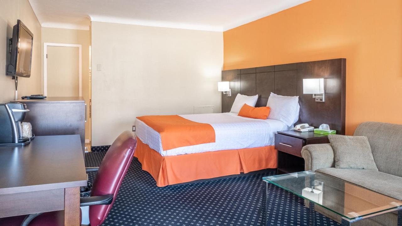 Knights Inn North Bay Εξωτερικό φωτογραφία