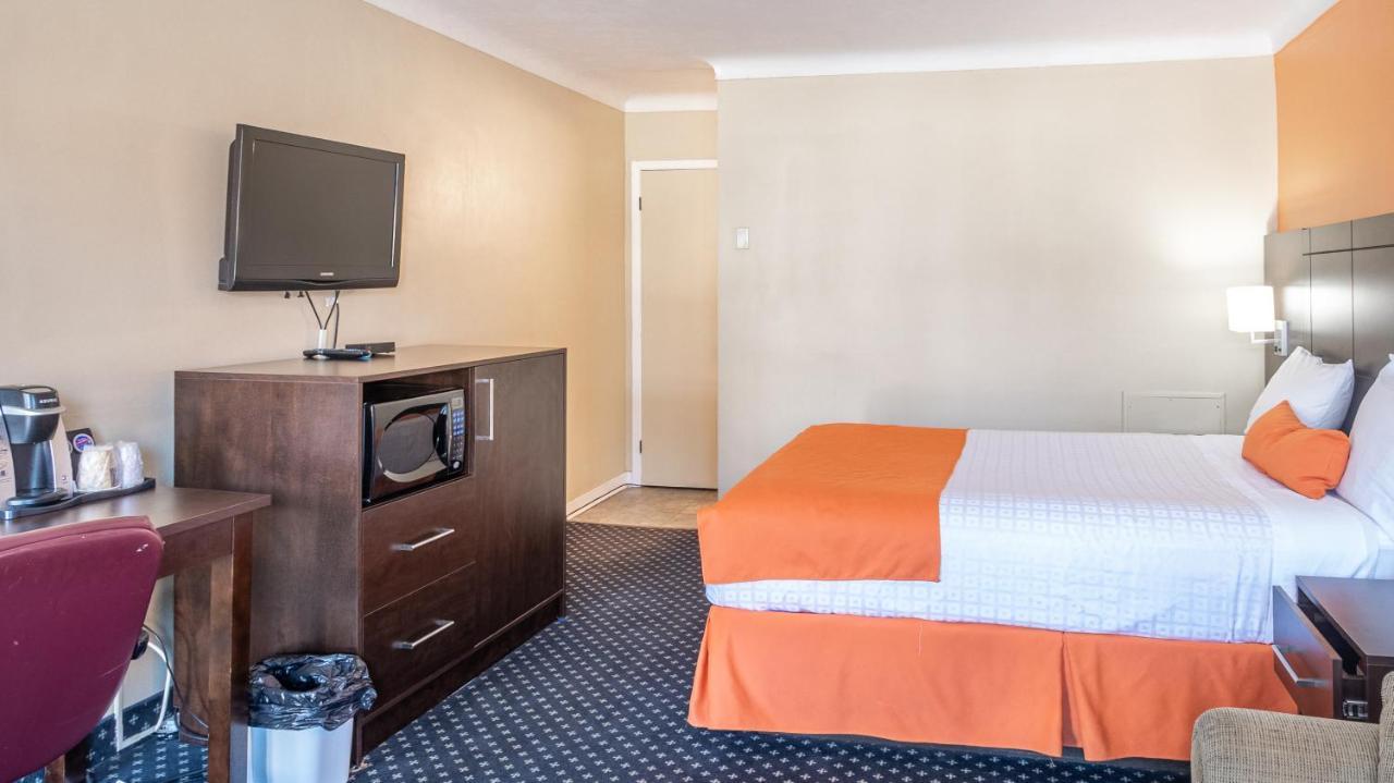 Knights Inn North Bay Εξωτερικό φωτογραφία